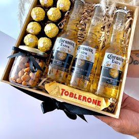 BOX 3 CORONAS CLASICO S/125.00